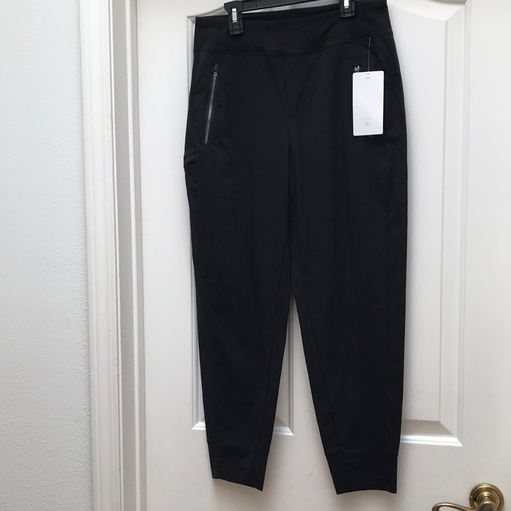 NWT ATHLETA Women's Black Pants Trekkie North Jogger Size 4 petite